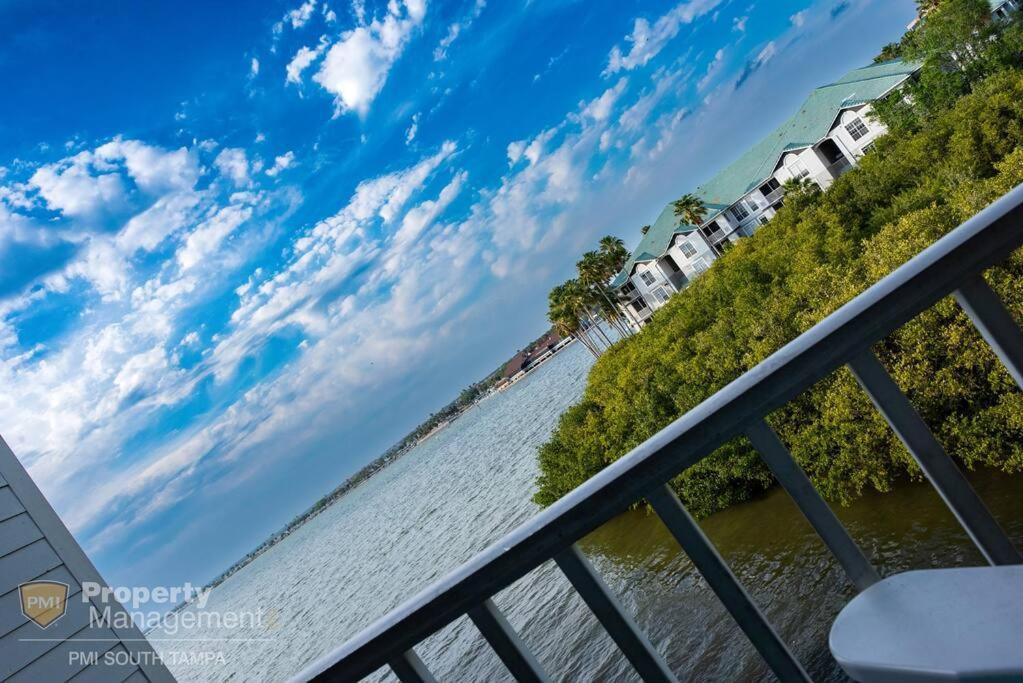 Tropical Serenity-Water View Heated Pool Tiki Bar Тампа Экстерьер фото